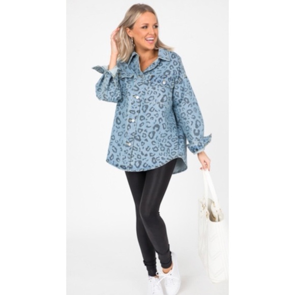 Davi & Dani Leopard Print Denim Shacket Jacket Button Up Lightweight Oversize - Picture 2 of 8